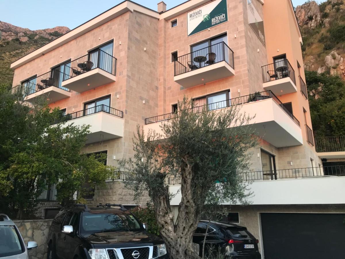 Rezevici Boutique Villa Petrovac Exteriör bild