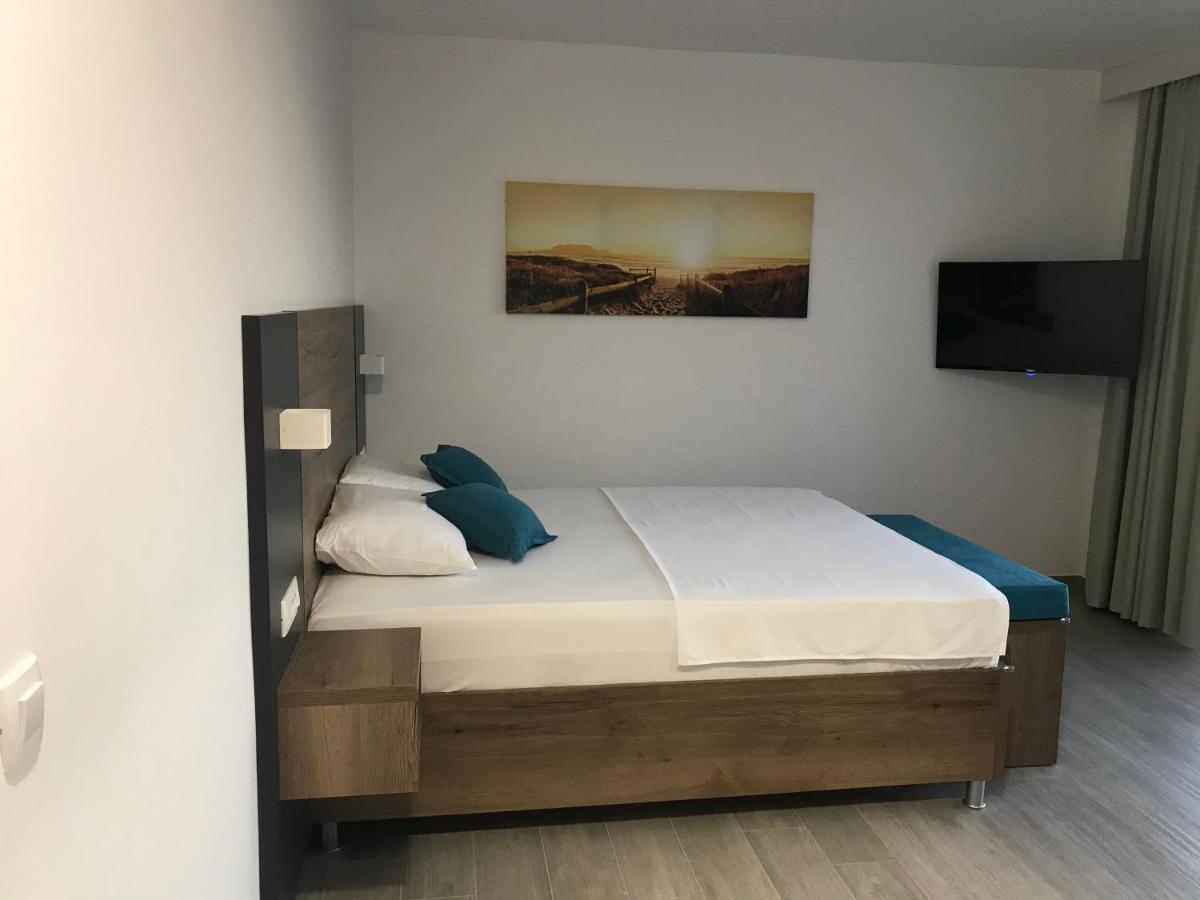 Rezevici Boutique Villa Petrovac Exteriör bild
